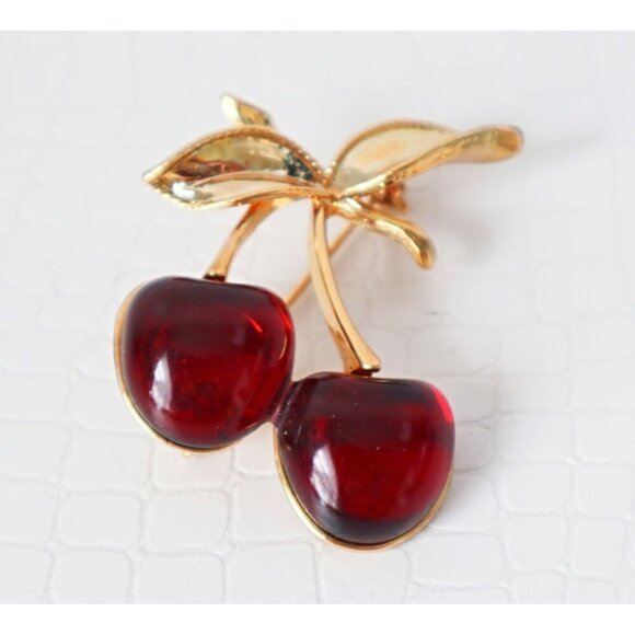 Vintage Anne Klein Lucite Cherry Brooch Pin Jelly Belly - Picture 1 of 3